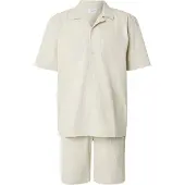 Lindbergh Oloasu taupe