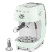 Smeg Espressokone Cold Brew -toiminnolla, pastellinvihreä