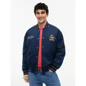 Tommy Hilfiger Välikausitakki 'Crest Patch Relaxed Bomber' laivastonsininen / mokka / kirsikanpunainen / valkoinen