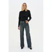 My Essential Wardrobe Pusero 'Helle' musta