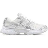 Nike Urheilukengät 'V5' kerma / musta