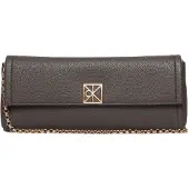Calvin Klein Emblem Hw Pebble Clutch - Brown - ONE SIZE
