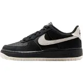 Nike Tennarit 'AIR FORCE 1' musta / valkoinen