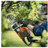 Husqvarna 215i - akkukäyttöinen moottorisaha