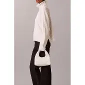 Calvin Klein Lv04f3200g Olkalaukku