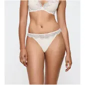 Triumph Comfort Glam String - Cream - 42