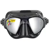 Cressi Nano Dark Mirror Keihäänheitto的面罩