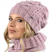 Alur Lämmin, muodikas ja elegantti naisten hattu. Puolalainen valmistaja. LAHJAKOKO A4.