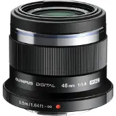 Olympus M.ZUIKO DIGITAL 45mm f/1,8 musta