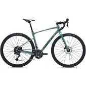 Giant Revolt 1 Cues U6020 2026 Gravelpyörä