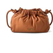 Tommy Hilfiger TH Soft Leather Crossbody-laukku Nahka 20 cm Ruskea