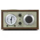 Tivoli Audio Model Three BT kelloradio USB‑C‑liitännällä, pähkinäpuu/beige