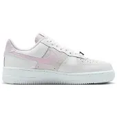 Nike Matalavartiset tennarit 'Air Force 1 '07' ecru / roosa / valkoinen