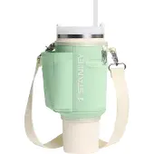 Stanley The All-Day Quencher Carry-All -termospullo kantohihnalla, 1,18 l, pistaasinvärinen