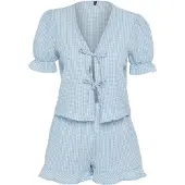 Trendyol Pyjamashortsit vaaleansininen / offwhite