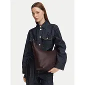 Calvin Klein Olkalaukku karmiininpunaine