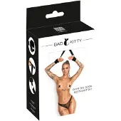 Bad Kitty - oveen ripustettava rannekiinnityssarja (musta)