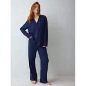 Triumph Pyjama 'Amourette' tummansininen