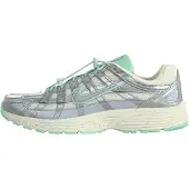 Nike Tennarit 'P-6000' pastellinsininen / hopeanharmaa / vaaleanvihreä