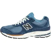 New Balance unisex. U2002RV1_LI 2002R navy blue leather trainers (42), Flat, Suede, Laces, Casual