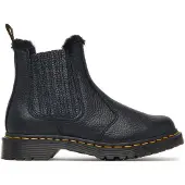 Dr. Martens Chelsea-bootsi 'Leonore II' musta