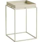 HAY Tray Table keskikokoinen tarjoilupöytä Lämmin beige, 30x30x44 cm