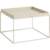 HAY Tray Table keskikokoinen tarjoilupöytä Lämmin beige, 60x60x39 cm