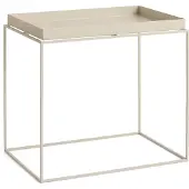 HAY Tray Table keskikokoinen tarjoilupöytä Lämmin beige, 40x60x54 cm