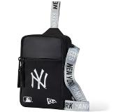 New Era Mlb Side Pouch New York Yankees Crossbody Musta Mies