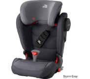 Britax Kidfix III S turvavyöistuin 15-36kg