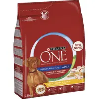 Purina One 2,5kg Medium/Maxi Adult runsaasti kanaa, sisältää riisiä koiranruoka