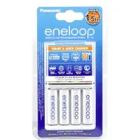 Eneloop Panasonicin laturi BQ-CC55 (sis. 4x eneloop pro AA-paristoa)