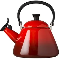 Le Creuset Kone kettle 1.6L, cherry red