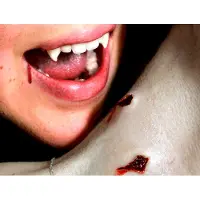Tinsley Transfers FX Transfers Vampire Bites 3D