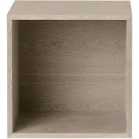 Muuto Stacked 2.0 hyllymoduuli taustalevyllä, keskik., tammi