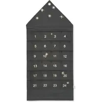 Ferm Living Star Advent Calendar Dark Green - Joulukoristeet Puuvilla Tummanvihreä - 100519408