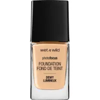 wet n wild Photo Focus Foundation Dewy Nestemäinen meikkivoide 28 ml Soft Beige