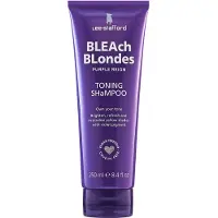 Lee Stafford Bleach Blondes Toning Shampoo shampoo vaaleille hiuksille keltaisia sävyjä neutralisoiva 250 ml