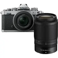 Nikon Z fc + Z DX 16-50mm f/3,5-6,3 + Z DX 50-250mm f/4,5-6,3 VR
