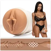 Fleshlight - keinotekoisen vaginan mastubaattori - luonnollinen väri