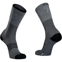 Northwave Extreme Pro High Pyöräilysukat Musta