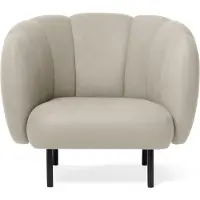 Warm Nordic Nojatuoli Cape koristeompeleilla Pearl Grey