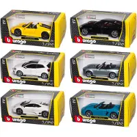 Bburago 1:24 pikkuauto