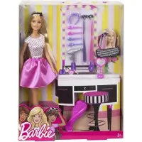 Barbie -nukke hiustarvikkeilla
