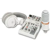Yamaha LIVE STREAMING PACK MIKSERI KUULOKKEET MIKROFONI VALKOINEN (AG03MK2WLSPK)