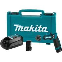 Makita DF012DSE akkuruuvinväännin 5,6 N·m 7,2 V, 2 kpl 1,5 Ah akkua