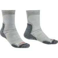 Bridgedale Ultralight Merino Performance Crew Sukat