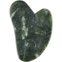 GLOV Face Gua Sha Green Jade Kasvorulla 1 kpl