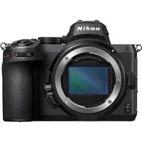 Nikon Z 5 peilittömän digitaalikameran runko