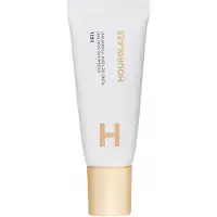 Hourglass Veil Hydrating Skin Tint 4